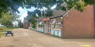 ST LEONARDS National School